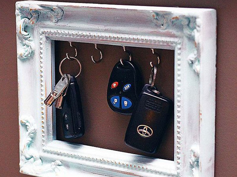 Framed-Key-Hook